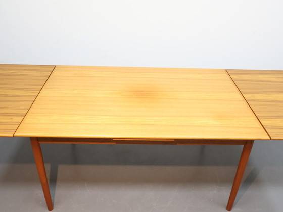 Image 1 of Grande table à manger danoise extensible
