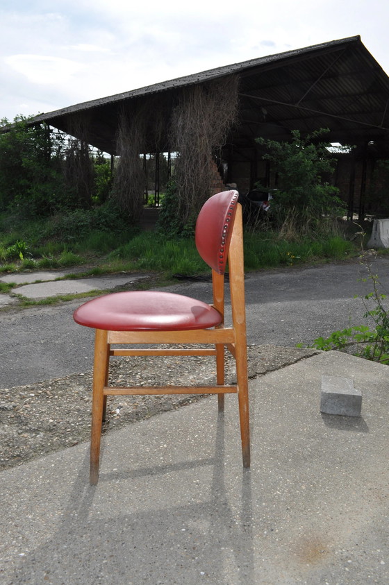 Silla retro de polipiel roja de Hungría. – Sillones reclinables, Metal, Cromo (photo 3 of 6)