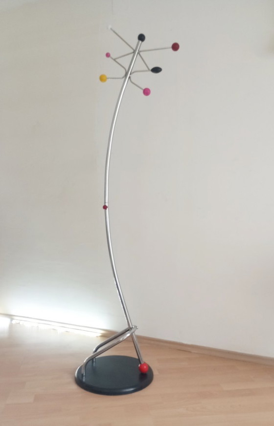 Image 1 of Ruimtetijdperk/pop-art/postmoderne spoetnik-design staande kapstok jaren 80