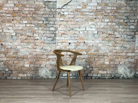 &Tradition In Between Set of 6 – Dining chairs, Plastic, Wood (photo 2 of 10)