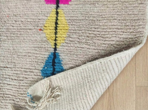 Alfombra bereber marroquí con encanto natural, 2200 cm x 300 cm. – Wool (photo 8 of 8)