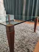 Mesa de centro de Peter Ghyczy