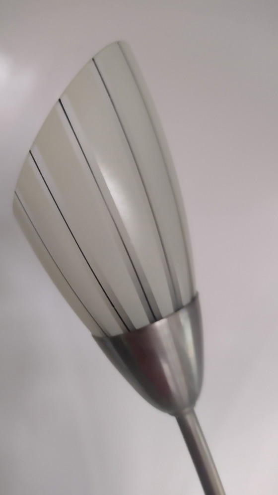 Image 1 of Retro vloerlamp met 3 glazen schelpkappen