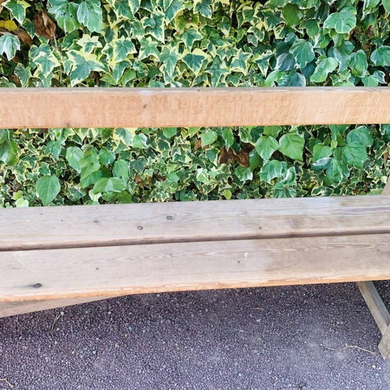 Image 1 of Ancien banc d’église en bois avec dossier -3 mètres -