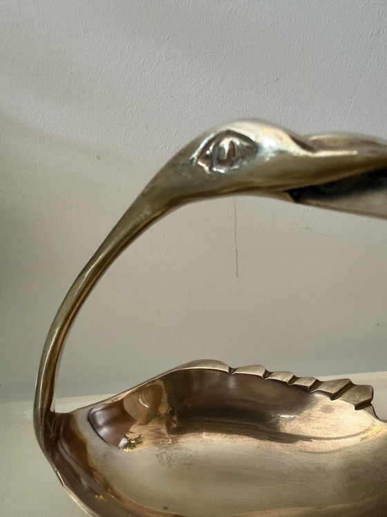 Image 1 of Messing schaaltje vorm zwaantje