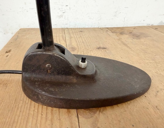 Image 1 of Industriële zwarte geëmailleerde Bauhaus bureaulamp, jaren 30
