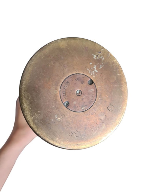 Image 1 of Vaso a sfera in conchiglia