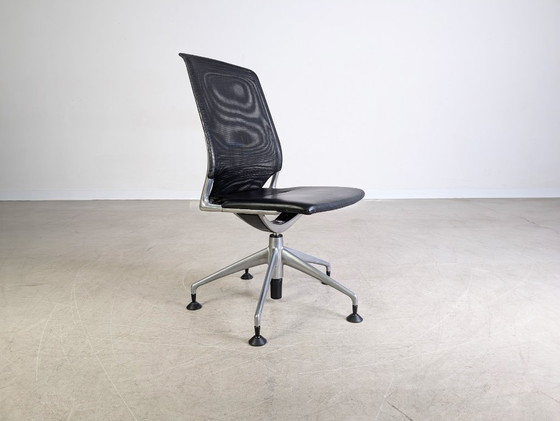 Image 1 of Silla de oficina Vitra Medapal, silla ejecutiva, silla de diseño, respaldo de malla