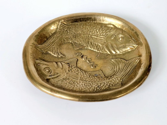 Image 1 of Vintage messing Vissen Zodiac schaal | Astrologische Vide-Poche | Jaren 70