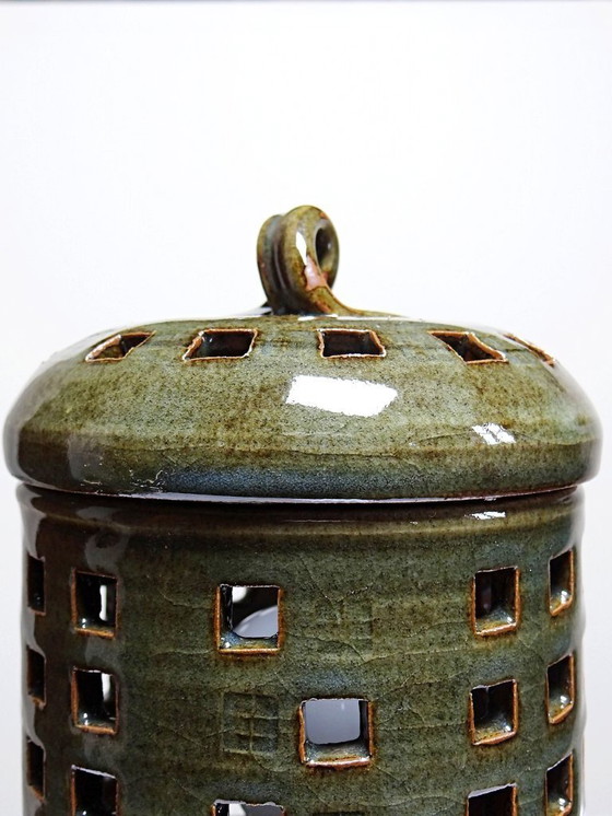 Image 1 of Lampe de table vintage grès émaillé ajouré "Immeuble" signé