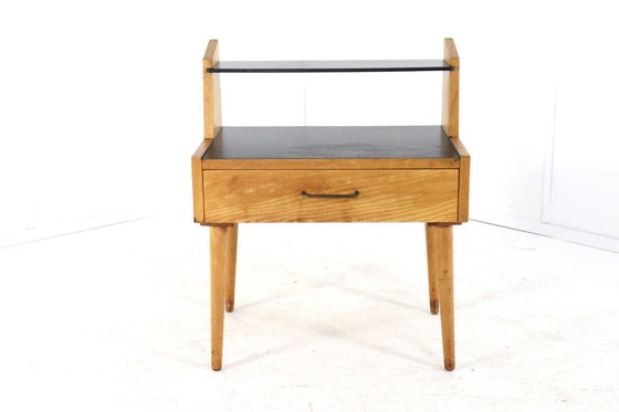 Image 1 of Ensemble de 2 tables de chevet Everest vintage