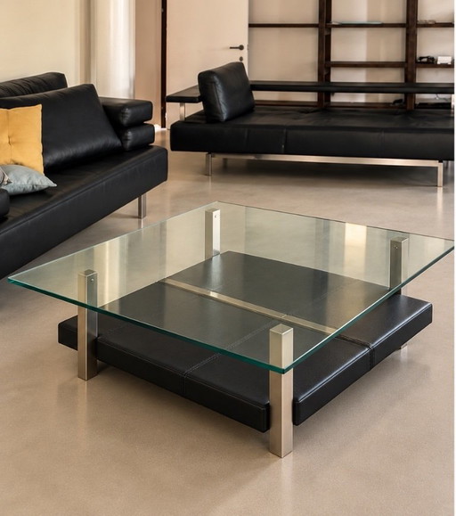 Design Couchtisch Rolf Benz 100x100cm, Glas und schwarzes Leder