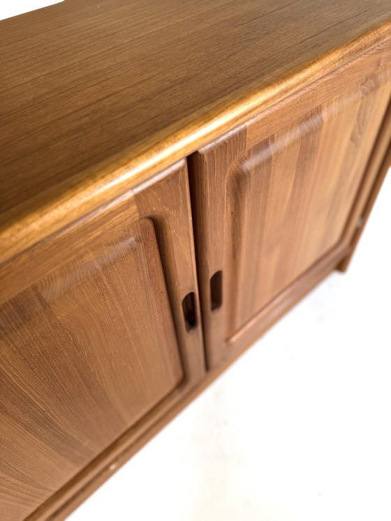 Image 1 of Vintage teakhouten TV-kast, Dyrlund ‘80