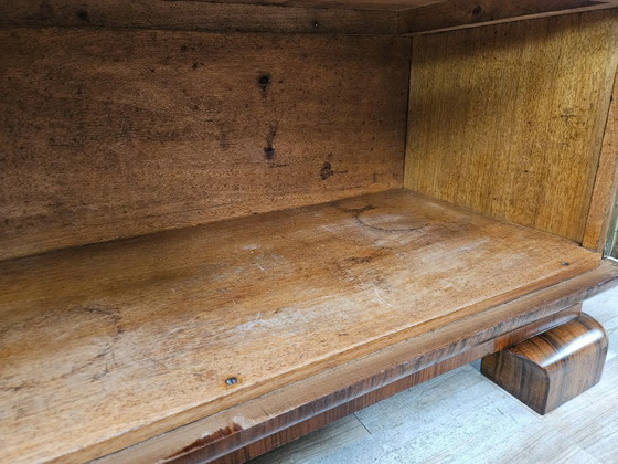 Vetrina francese Art Decò degli anni '40 in noce, Vetrine, Legno, Marrone (foto 25 di 28)
