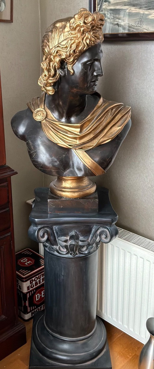 Grote Buste van Apollo