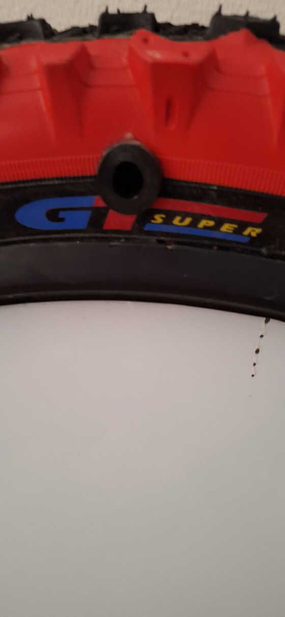 Image 1 of Vintage Jaren 90 IKEA Volda Fietsenband Spiegel