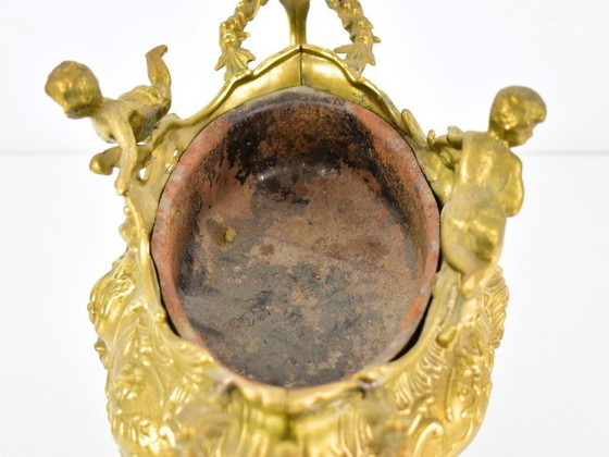 Image 1 of Antique gilt bronze jardinière with putti – Rococo style, ca. 1900