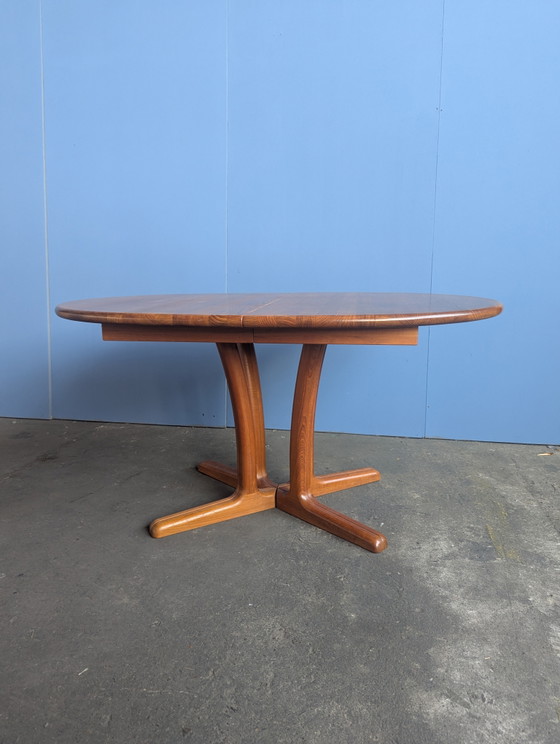 Image 1 of Table de salle à manger extensible vintage danoise en teck, Dyrlund