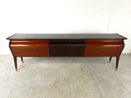 Atelier Borsani Crédence Varedo par Osvaldo Borsani