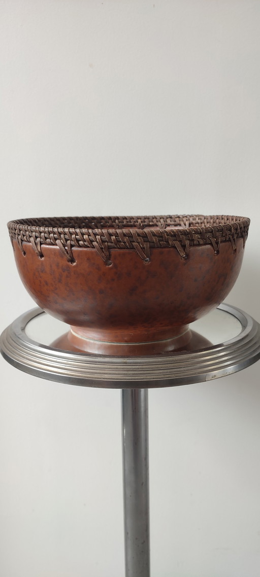 Coupe poterie Rinjani Lombok Indonésie Argile et rotin