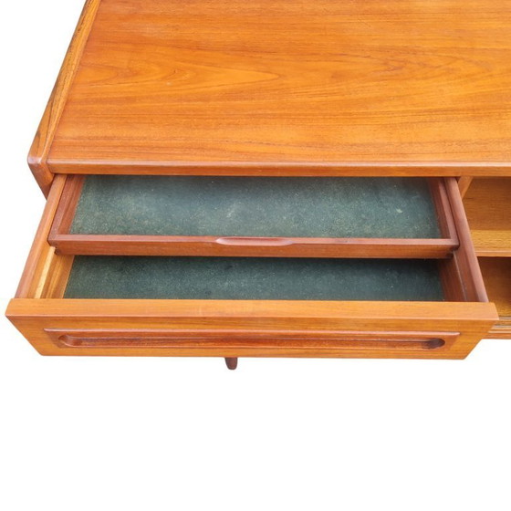 Image 1 of Scandinavisch teakhouten dressoir, Johannes Andersen