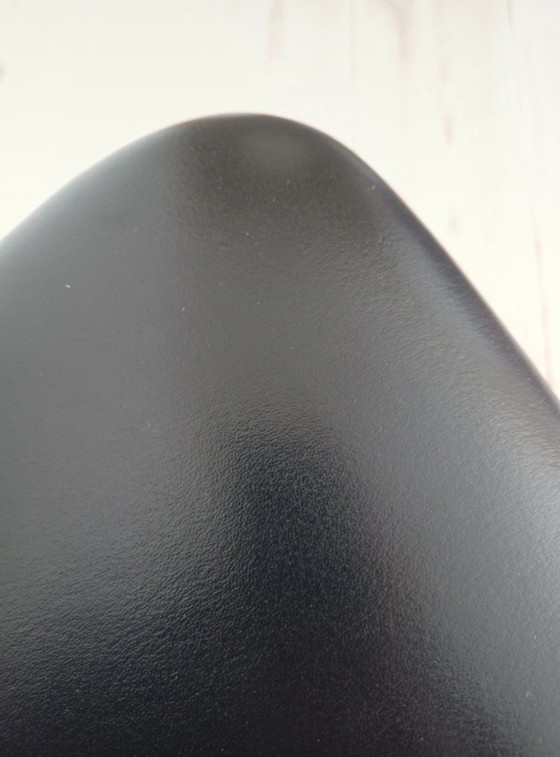 Image 1 of Ensemble de 4 chaises de salle à manger noires. Iris, Tranekaer, Danemark