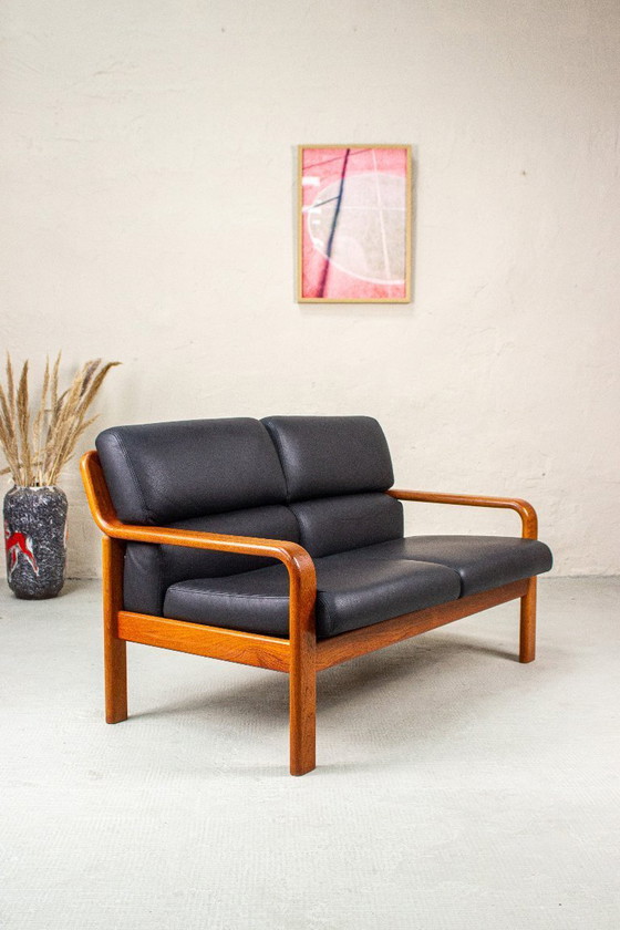 Image 1 of Divano vintage in teak, divano in pelle, modello a 2 posti Olsen & Laursen, anni '80