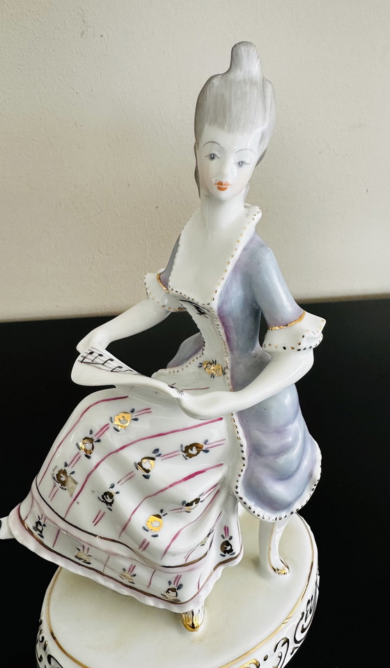 Image 1 of Holohaza Rococo dame