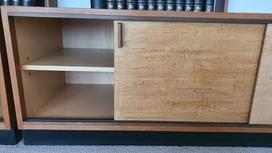 Large mid-century shelving system “Wall I” by Dieter Wäckerlin for Behr, 1950s – Shelving unit, Wood (photo 7 of 8)