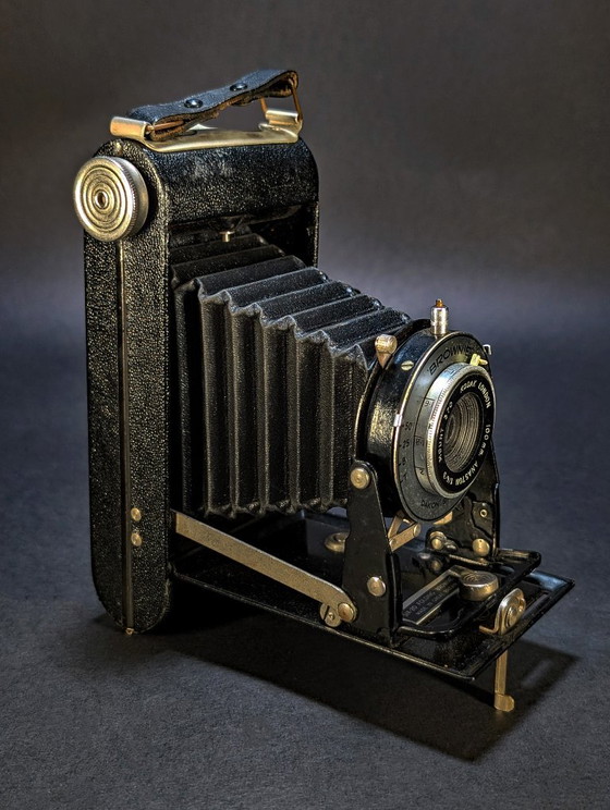 Six-20 Folding Brownie, Second Model 1948–1954 Made in UK – Kodak, Objets déco, Glass, Leather (photo 5 of 15)