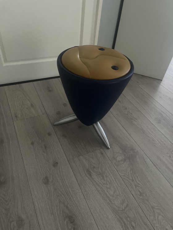 Image 1 of Leolux hocker