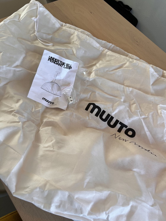 Image 1 of Muuto Lampada a sospensione Under The Bell 82 cm