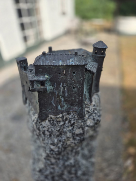 Image 1 of Columna de granito con pueblo italiano, 1,30 m de altura