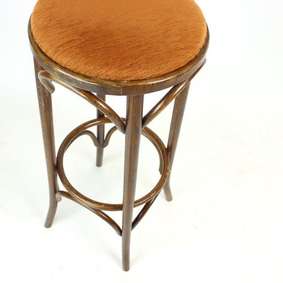 Image 1 of Tabourets de bar Thonet Design en bois courbé n° 73 par Ton, lot de 6