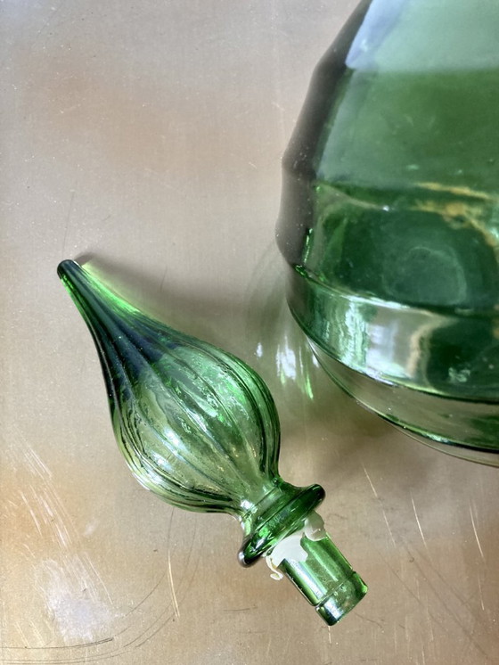 Image 1 of Grote groene glazen fles/karaf van Empoli, jaren 60.