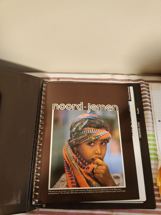 Vintage 4-part folder collection Initia, Coffee table books, Metal, Paper, Black (photo 13 of 15)