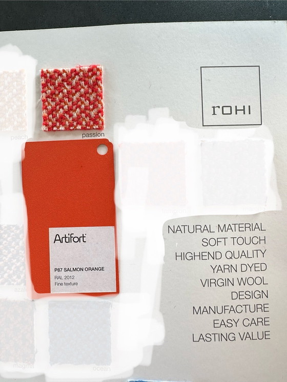 Image 1 of Fauteuil pivotant Artifort F585 - neuf (2 mois) - couleur corail