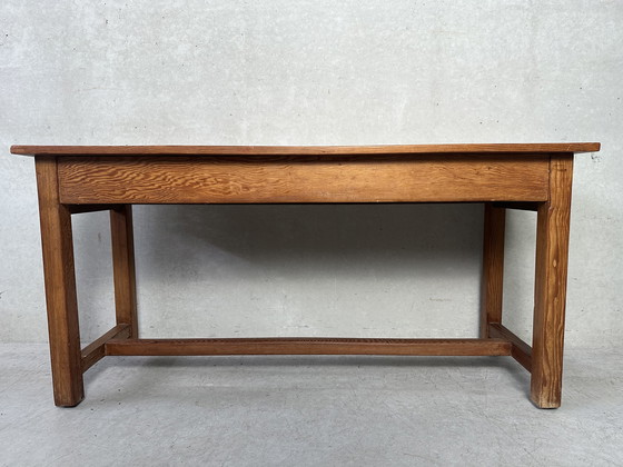 Image 1 of Mesa antigua de pino albar