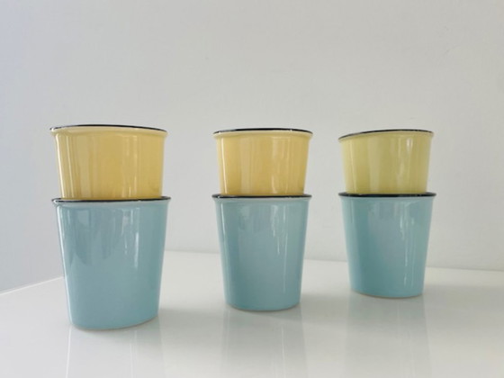 Image 1 of Tassenset im 50er-Jahre-Look in Hellblau und Hellgelb