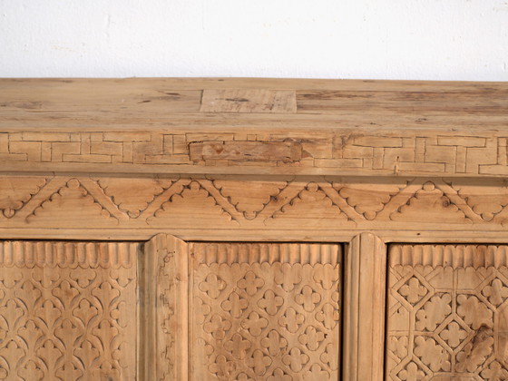 Antique carved sideboard in fir wood – China, circa 1930 – Brass (photo 38 of 40)