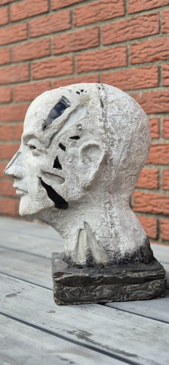 Still here - Sculpture cement + glass – Other (photo 2 of 14)