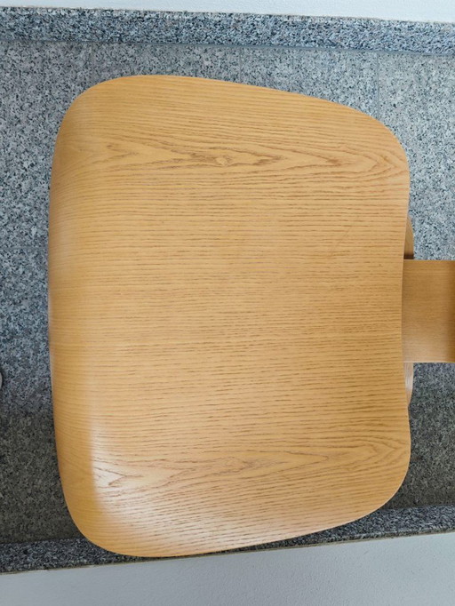 Vitra Low chair mod. LCW