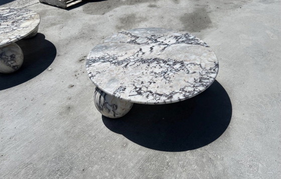 Image 1 of Couchtisch aus Calacatta-Viola-Marmor