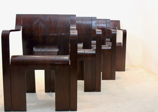 Ensemble de quatre chaises de salle à manger "Strip" avec accoudoirs en bois de frêne brun foncé par Gijs Bakker pour Castelijn