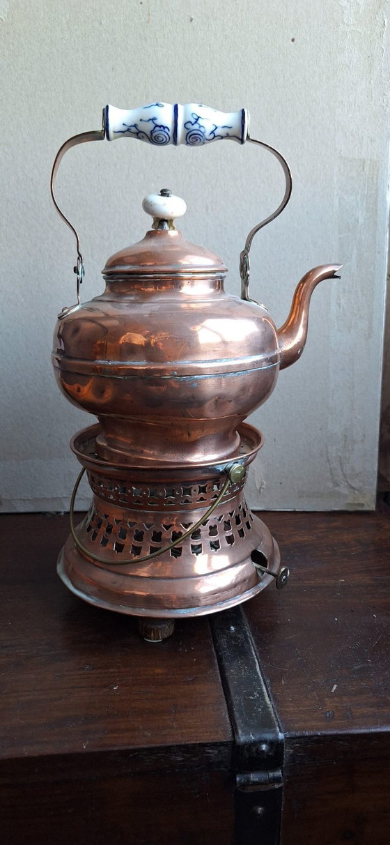 Image 1 of Antico bollitore in rame su dito rechaud