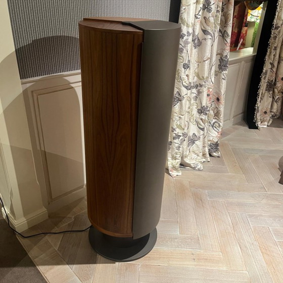 Image 1 of Giorgetti Ino Barkast