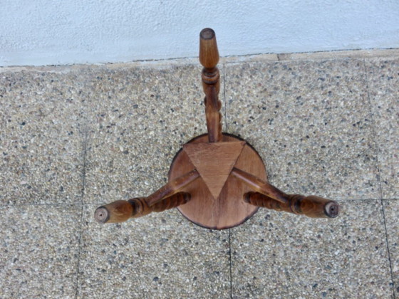 Image 1 of Antiguo taburete de granja trípode, 50s 60s