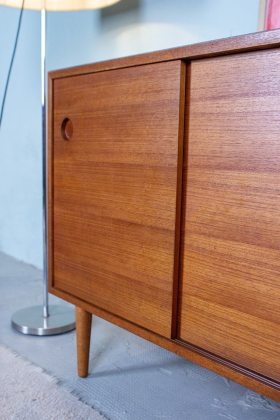 Image 1 of Vintage teakhouten ladekast/dressoir, Deens, midden 20e eeuw