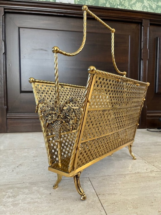 Image 1 of Porte-revues en laiton style Hollywood Regency – lourd et décoratif