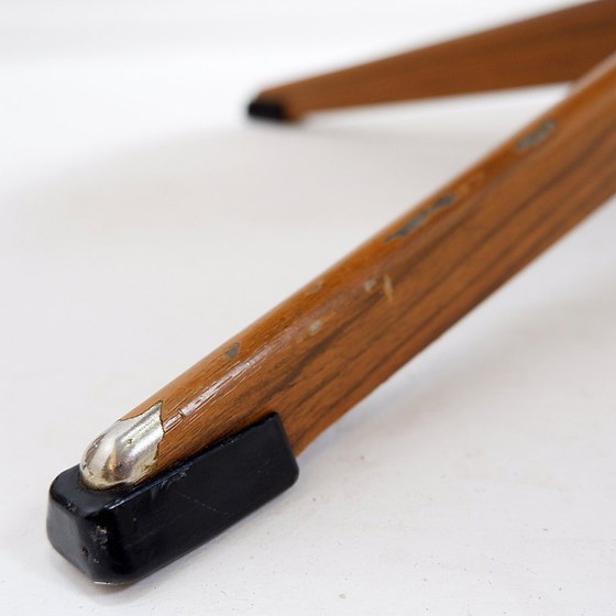 Image 1 of Poggiapiedi girevole in pelle marrone con base in metallo - De Sede, Svizzera.